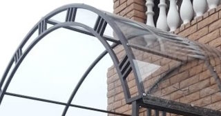 Кованные навесы над крыльцом дома в Набережных Челнах - купить по цене от 2050 руб